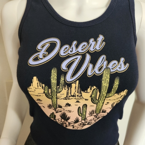 Obsessive Love‎ Navy blue cropped graphic tank top size large - Picture 2 of 9